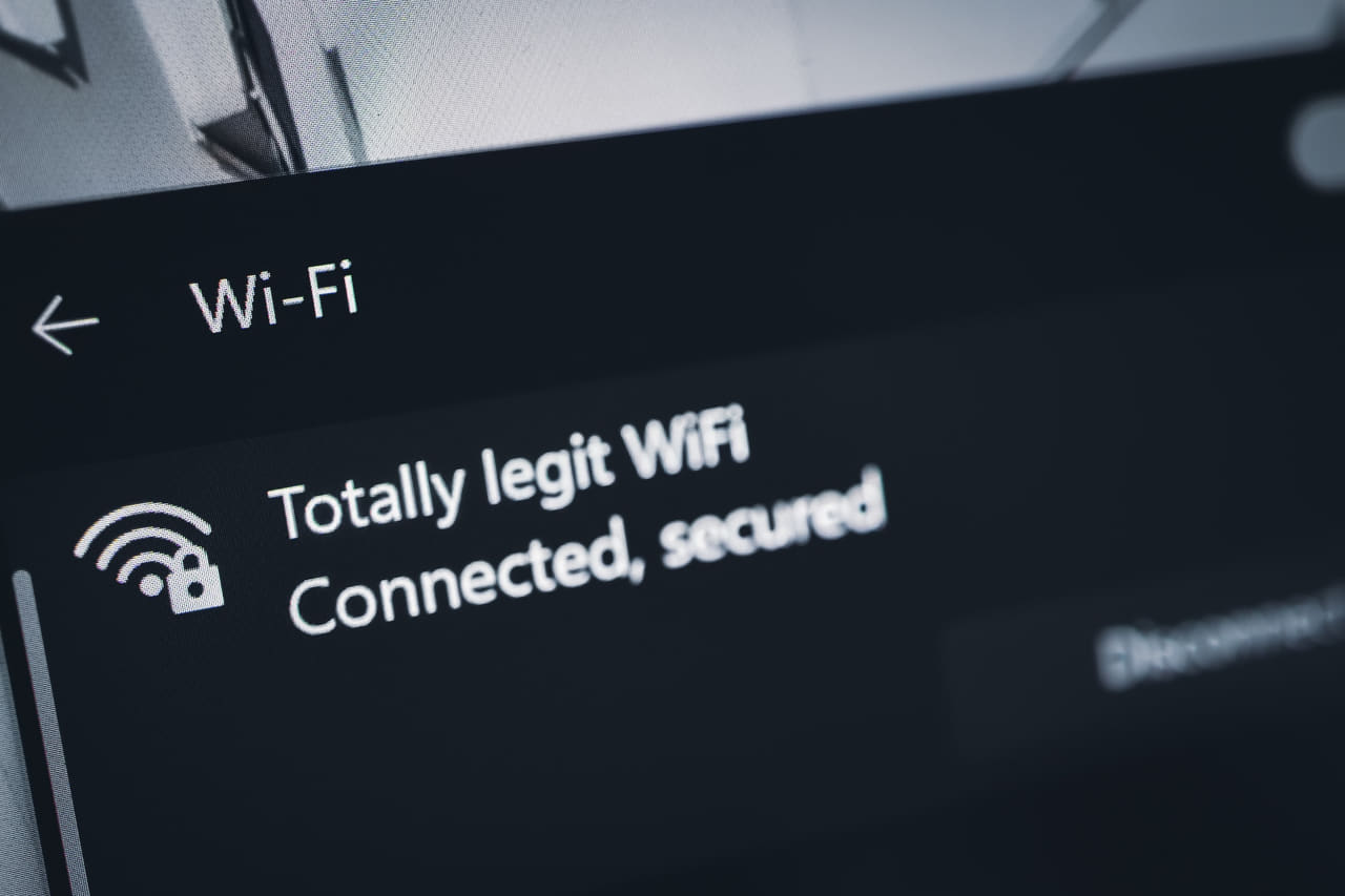 Wi-Fi Roaming Connectivity: Exploring Seamless Connections